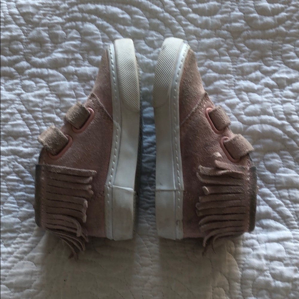 Gap pink suede sneakers size 5